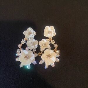 Flower earrings